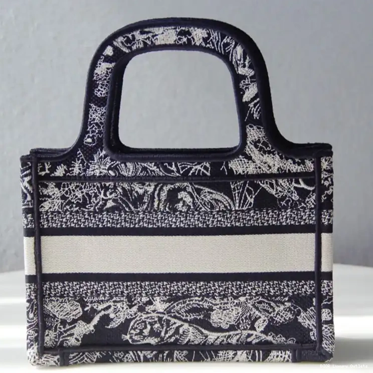 Cheap Blue Book Mini Canvas Jouy Motif Tote De Dior Toile Navy 0326 Luxury